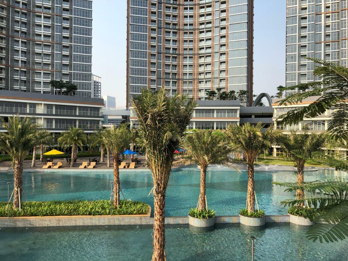Gold Coast Pik Sea View Apartments By Longesuites Jakarta Exterior foto